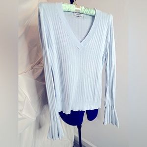 27 Miles V-neck, long sleeve, generous french cuff lightweight sweater